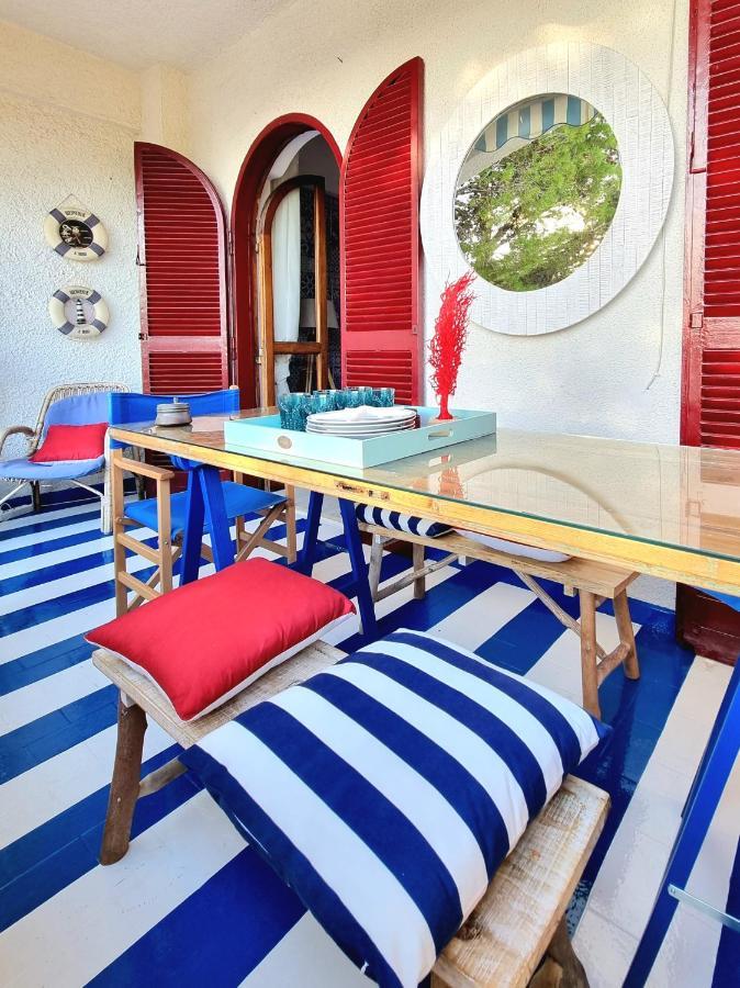 Villa Vista Mare Su Tre Piani Con Giardino Falerna Exterior foto